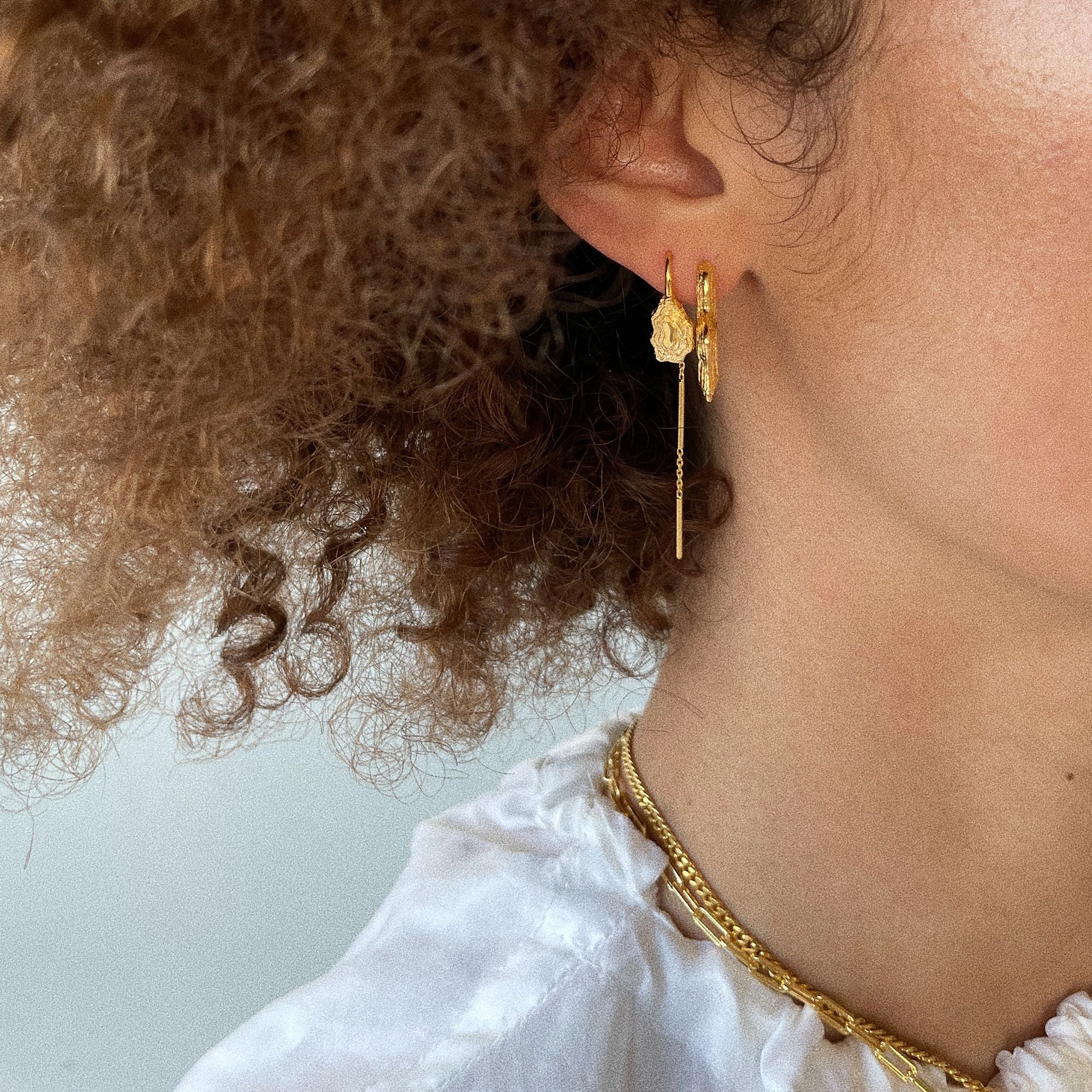 Blurry Layers Earlines - Image 3