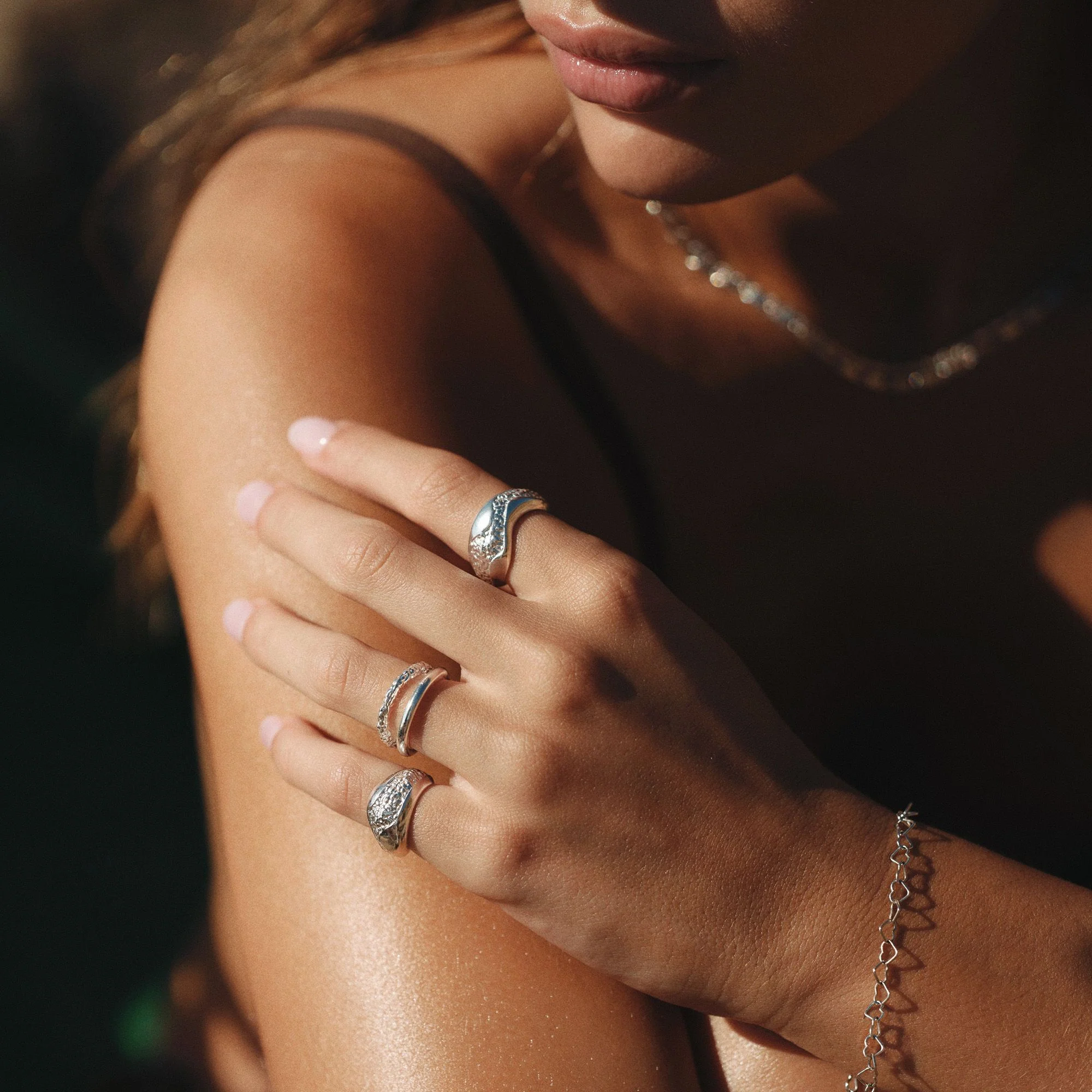 Curvy Essentia Ring - Image 3