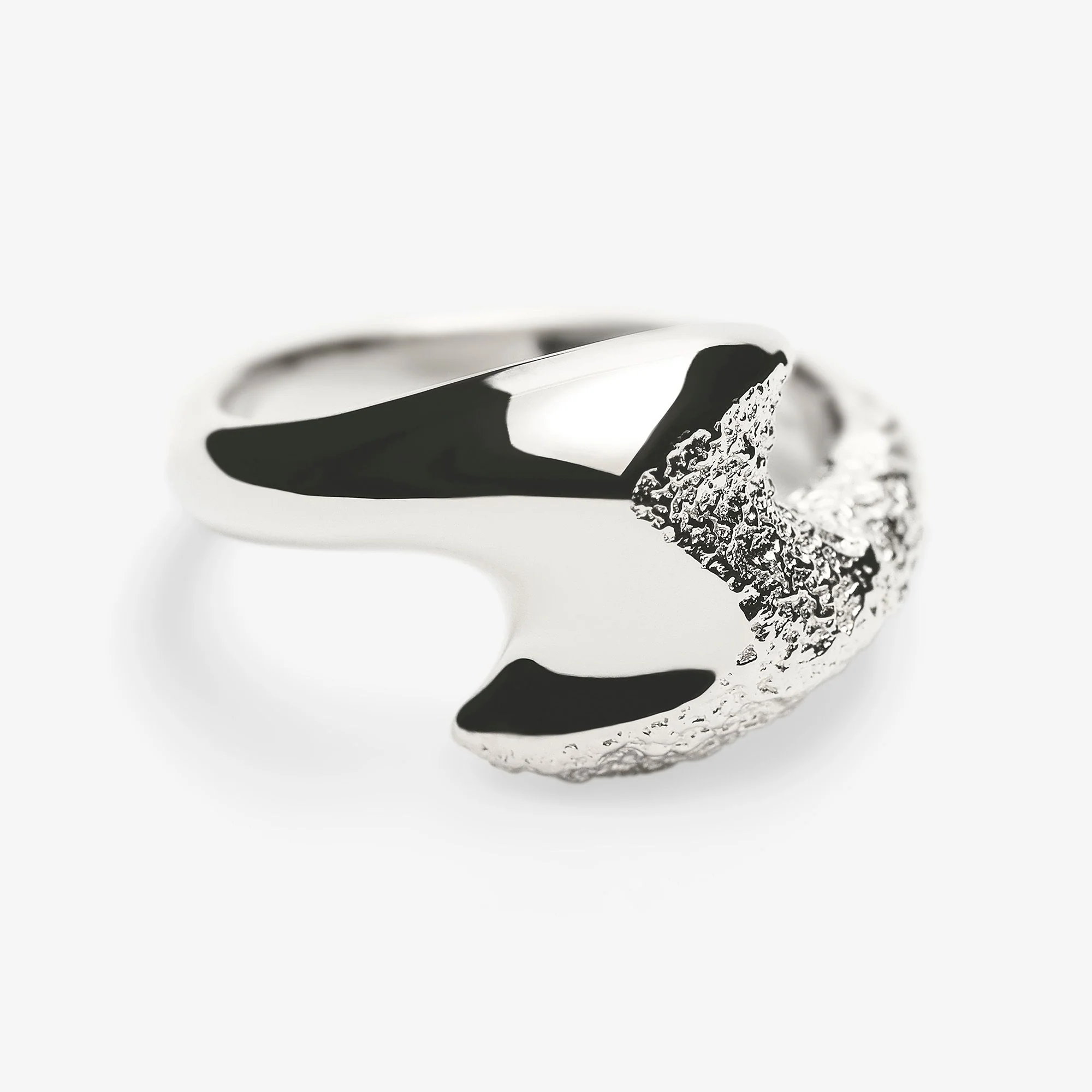 Flashing Flames Ring