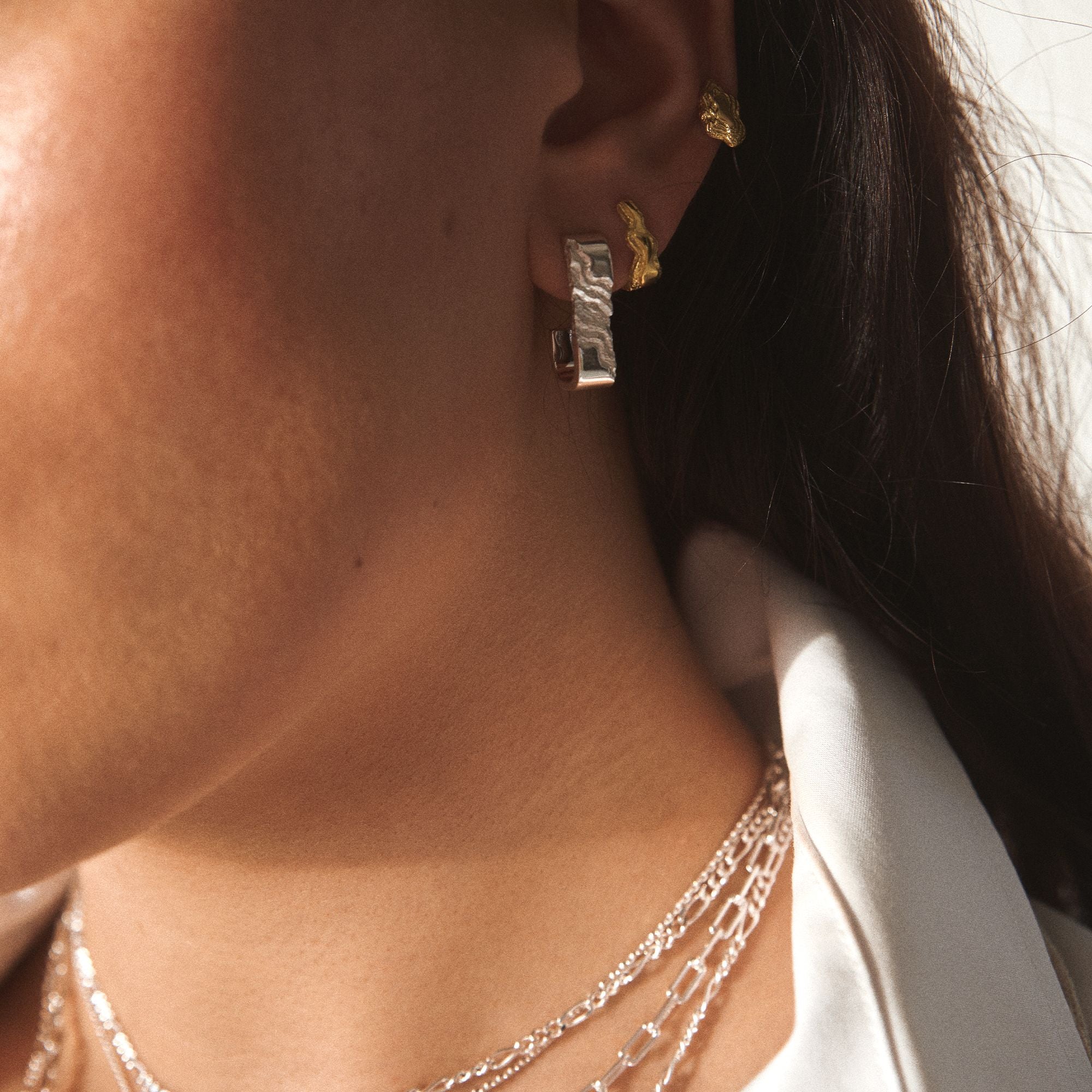 Small Blurry Layers Earrings - Image 3